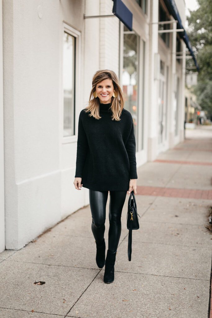 black on black leather leggings outfit idea