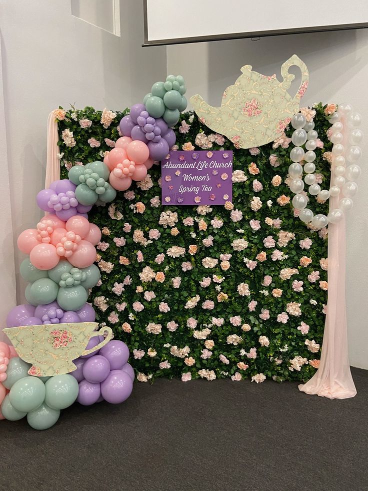 Floral Regency Backdrop Wall