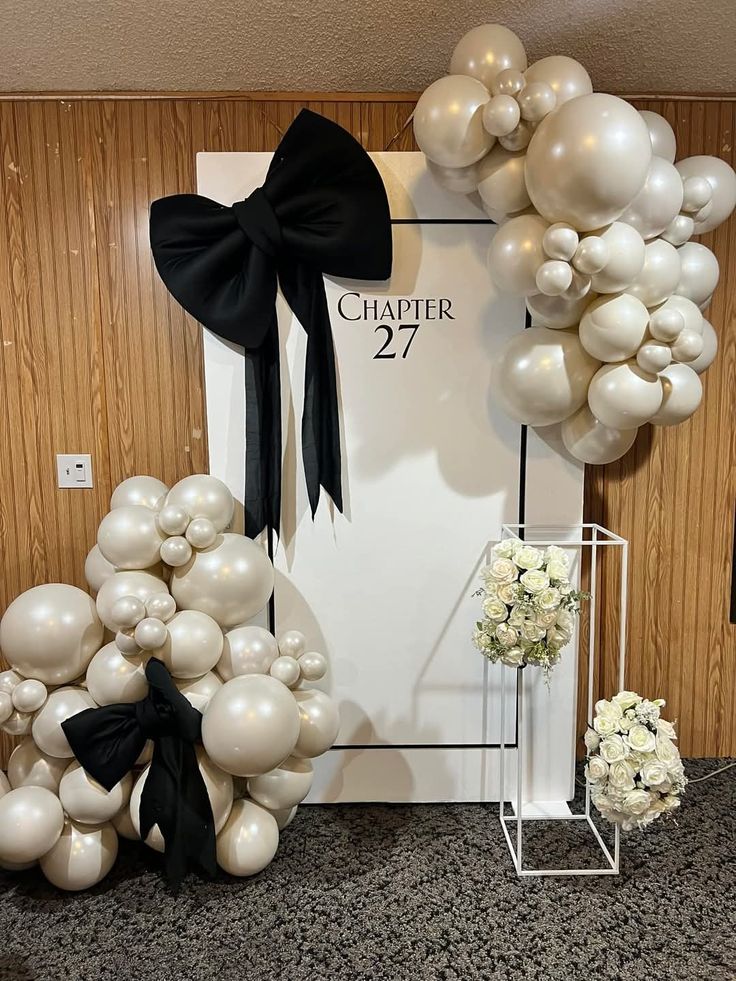 Black & White Elegant Birthday Theme