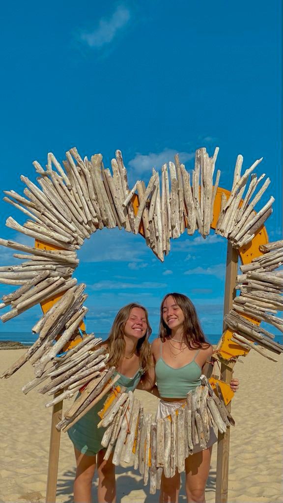 Palm Heartshap Backdrop